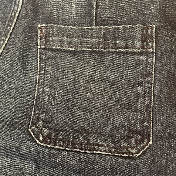 Old Navy Extra High-Rise Wide Leg Pants, Size 6. - Picture 8 of 8